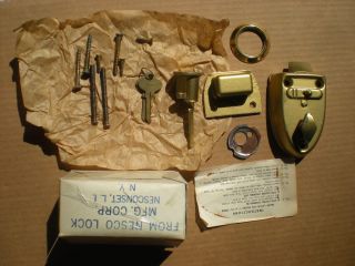 Vintage Nesco Security Night Latch Lock Hold Back 1900 - R - 1 With 2 Keys
