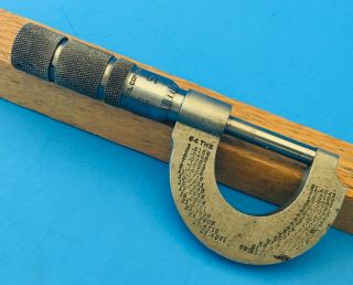 Vintage Central Tool Co.  Auburn N.  J.  Made In U.  S.  A.  1.  000 Outside Micrometer