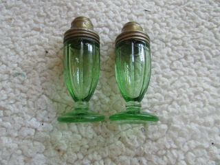 Vintage Anchor Hocking Green Depression Glass Salt & Pepper Shakers
