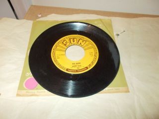 Vintage Johnny Cash 45 Record - Sun Label - Ballad Of A Teenage Queenb/w,  Big River