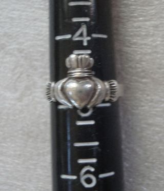 Vintage 925 Sterling Silver 2.  3gr Crown Ring Size 5 2