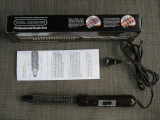 Vintage Vidal Sassoon 80s Professional Brush Iron And Instructions 2