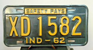 Vintage Indiana State 1962 Metal License Plate Xd 1582