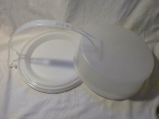 Vintage Tupperware 10 " Single Tier Cake Carrier 719 - 1 White With Strap