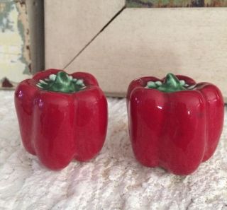 Vintage Arcadia Ceramics Inc Red Peppers Bell Pepper Salt And Pepper Shakers