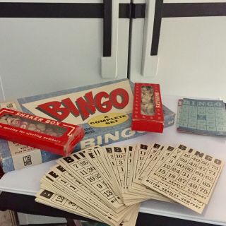 1960 Bingo 4002 Milton Bradley Game.  Good Vintage.  75 Wooden Markers
