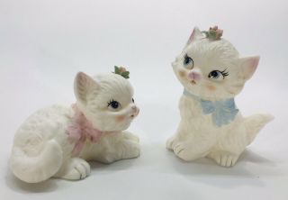Fluffy White Vintage Kitten Figurines With Flowers And Bows
