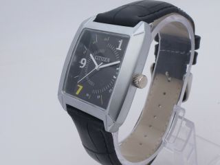 Vintage Men ' s Citizen Quartz Japan Made 39.  8 mm Wrist Watch 3