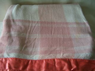 Vintage Summer Cottage Blanket Pink & Cream W Pink Satin Trim 70 X 150 Long