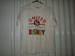 United Countries Of Disney - Epcot Center - Vintage Benetton T - Shirt - - Large