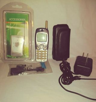 Vintage Lg Flip Phone Vx2000 (verizon) Cellular Phone