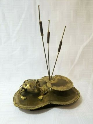 Vintage Metal Sculpture Frog On A Lily Pads With Cat Tails 3d Art