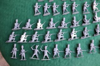 Vintage 1970 ' s Airfix ESCI French Grenadiers: 59 Plastic Figures,  1:32 Scale 3
