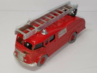 Vintage Dinky Toys Supertoys Fire Engine No.  955
