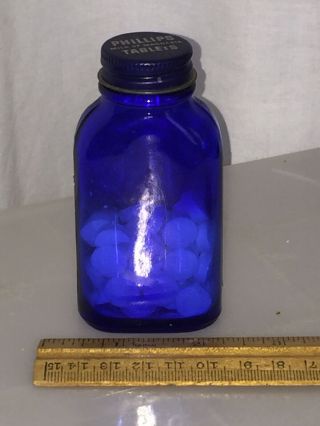 Phillips Milk of Magnesia Vintage Cobalt Blue Glass medicine Bottle W/ Tablets 2