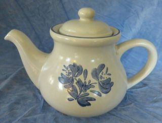 Pfaltzgraff Tea Pot Vintage Yorktowne Blue 5 Cups Large