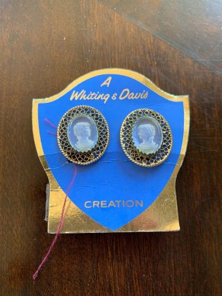 Vintage Whiting And Davis Cameo Ladies Clip On Earrings On Card