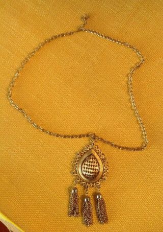 Vintage Lisner Jewelry,  Fashion Necklace Gold Tone