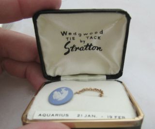 Vintage Wedgwood By Stratton Jasperware Tie Tack,  Aquarius Design,  Box