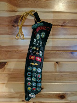Vintage Girl Scout Sash With Patches And Pins Troop 219 Moline Il
