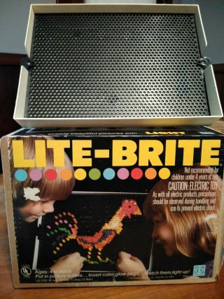 Vintage 1978 Lite Brite In Hasbro Box With Sheets & 450 Colored Pegs