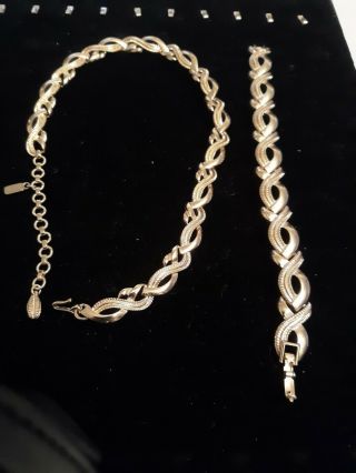 Vtg.  Monet Textured Gold Tone Chunky Link Necklace & Bracelet