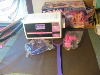 Vintage Hasbro 1997 Easy - Bake Oven 65510 - Tested/working Not Complete.