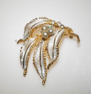 Vintage Signed Bsk Silver White Rhinestone Faux Pearl Leaf Gold Tone Brooch Pin