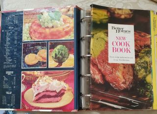 Better Homes and Gardens Cookbook 2nd Printing Vintage 1969 5 Ring Binder 2
