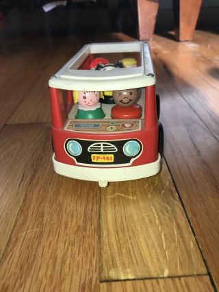 Vintage Fisher Price Little People White/red Mini Bus/van 141,  With 5 Figures
