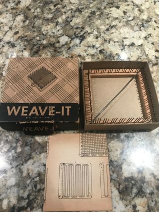 Vintage Weave - It Hand Loom 4 " Wood With Directions Needle & Box,