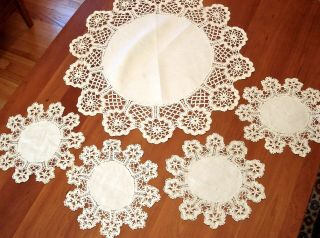Vintage Set Of 5 Doilies Hand Crocheted Linen Centers Large 24 " Small 10 "