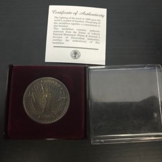 Vintage Collectible Medallion Coin: 1886 - 1986 Statue Of Liberty Centennial Nib
