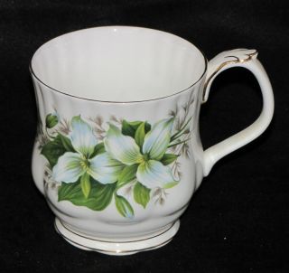 Vintage Royal Albert Trillium Flower Porcelain China Mug Cup