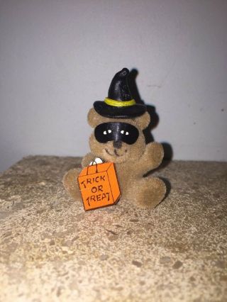 Vintage Cara Mia Fuzzy Teddy Bear Witch Halloween Pin Brooch Mask Trick Or Treat