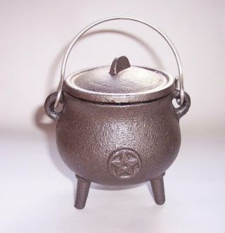 Vintage Small Cast Iron Pot Belly Witches Cauldron Wiccan Magic