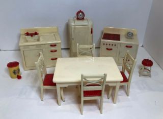 Vintage 1940s RENWAL Dollhouse Furniture,  KITCHEN CLOCK,  Red No.  11 — EUC 4