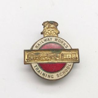 Vintage Thomas Fattorini Railway Training School Enamel Train Cap Badge