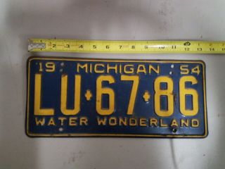 Vintage 1954 Michigan License Plate (lu - 66 - 86) Water Wonderland.