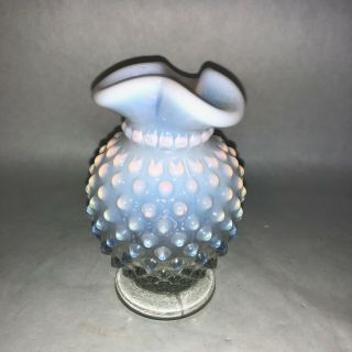 Vintage Fenton Moonstone Opalescent Hobnail Small Bud Vase White Ripple 3.  5 "