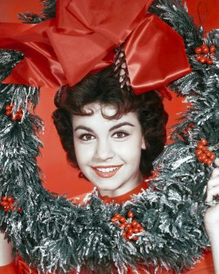 Annette Funicello Holding Christmas Wreath Smiling Vintage Portrait 8x10 Photo