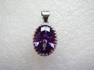 Vintage Sterling Silver Purple Amethyst Oval Cut Gemstone Pendant