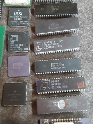 28 Vintage Intel Pentium AMD Motorola Zilog Harris Processors/CPUs 5