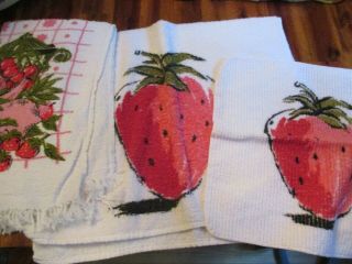 3 Vintage Terry Kitchen Dish Towels & Dishcloth Strawberries Fruit,  Pinks