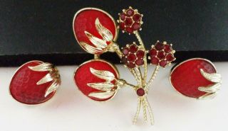 Pretty Vintage Coventry Red Glass,  Rhinestone Berries Pin Brooch Earrings Clips
