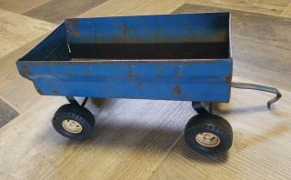 Vtg Ertl Ford Blue Flare Box Wagon Pressed Steel 1/16 Scale Farm Toy