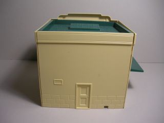VINTAGE PLASTICVILLE BANK (0700),  BUFF WALLS,  GREEN ROOF/TRIM,  WITH 4