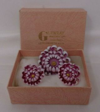 17 Vintage Mid Century Pink White Chrysanthemum Flower Earrings & Brooch Set B3