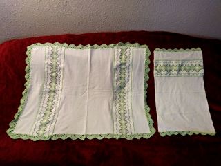 Vintage White Tablecloth Set With Green Crochet Trim 100 Cotton