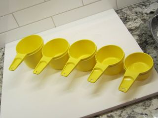 Set Of 5 Vintage Yellow Tupperware Measuring Cups In